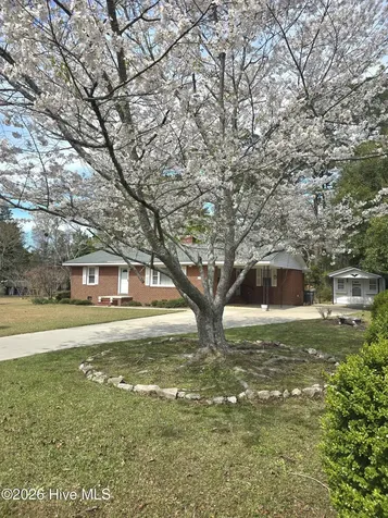 214 E Bladen Street Bladenboro NC 28320