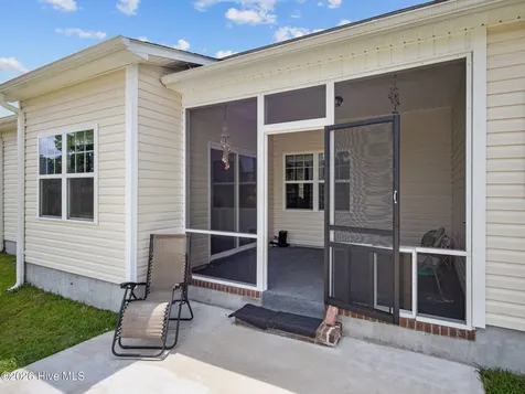 251 Breakwater Drive Sneads Ferry NC 28460