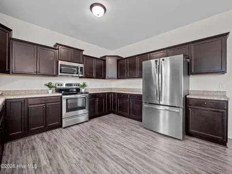 251 Breakwater Drive Sneads Ferry NC 28460
