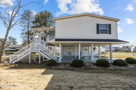 45 Riverview Drive Chocowinity NC 27817