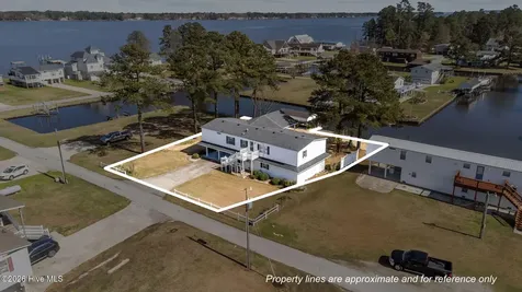 45 Riverview Drive Chocowinity NC 27817