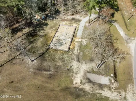 1097 Wells Road Jacksonville NC 28540