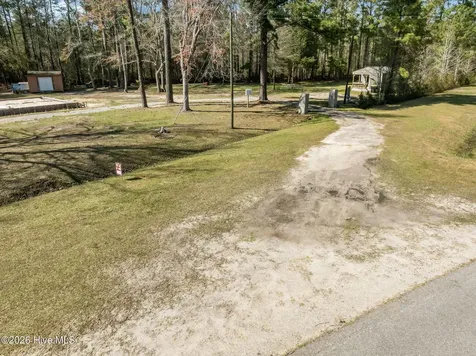 1097 Wells Road Jacksonville NC 28540