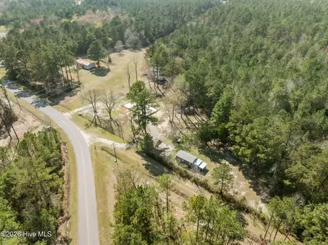 1097 Wells Road Jacksonville NC 28540