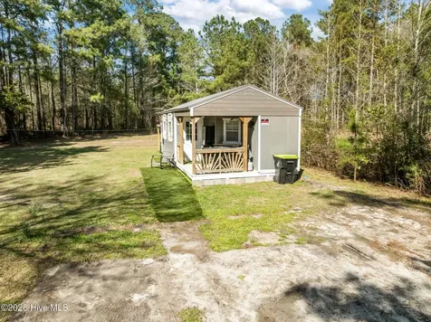 1097 Wells Road Jacksonville NC 28540