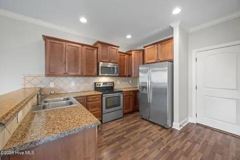 2019 Leighton Drive Greenville NC 27834