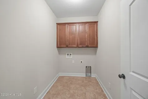 2019 Leighton Drive Greenville NC 27834