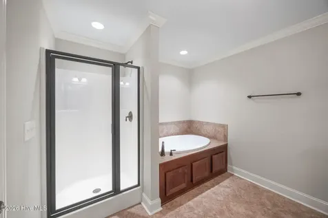 2019 Leighton Drive Greenville NC 27834