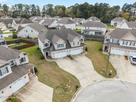 2019 Leighton Drive Greenville NC 27834