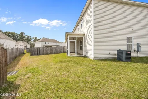 2019 Leighton Drive Greenville NC 27834