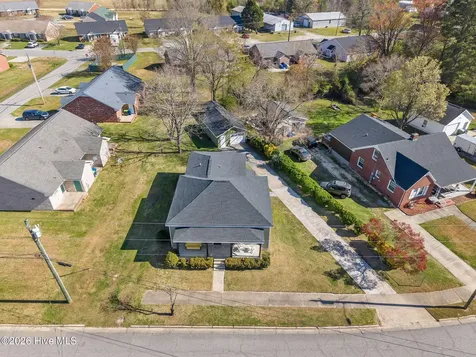 391 Second Street Ayden NC 28513
