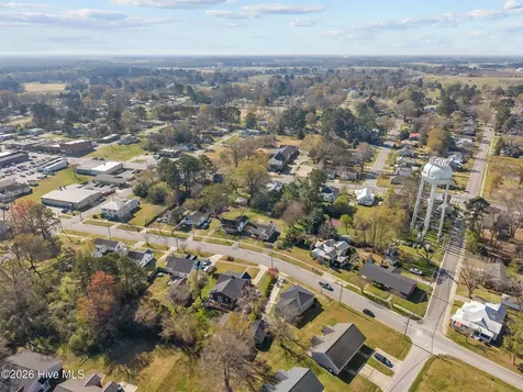 391 Second Street Ayden NC 28513