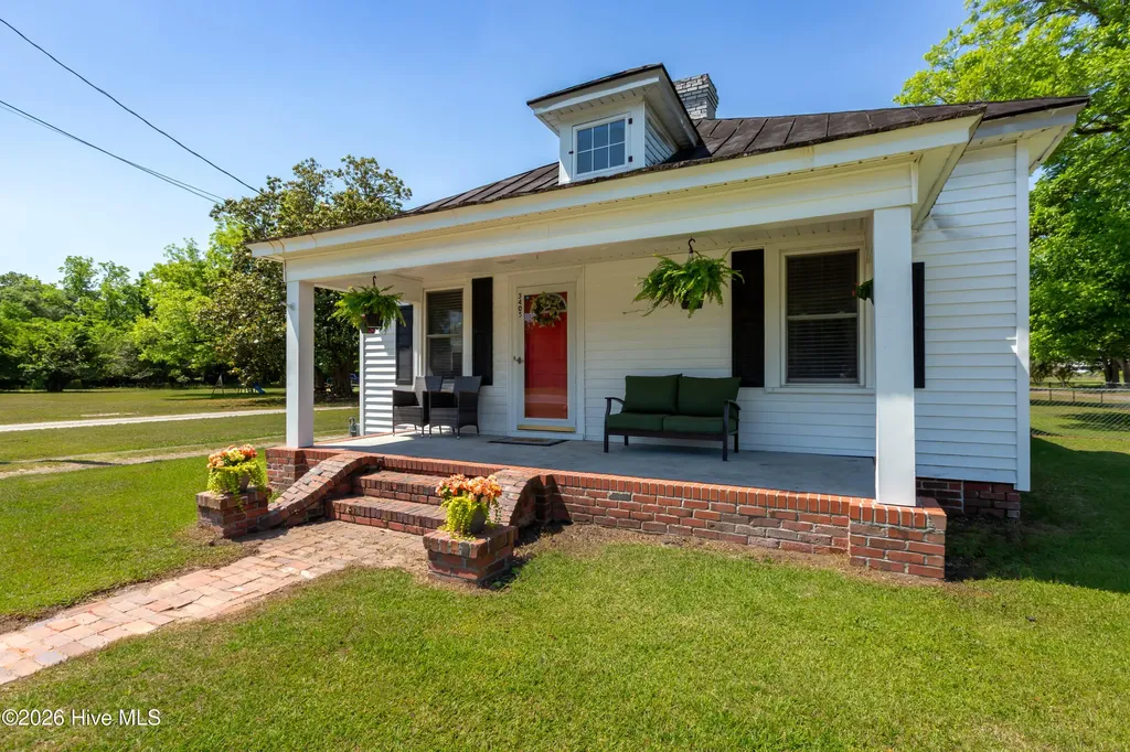 3405 Oaks Road New Bern NC 28560