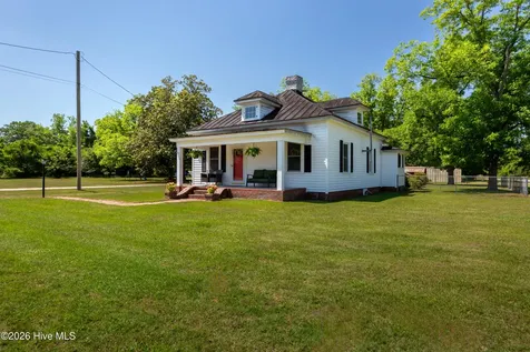 3405 Oaks Road New Bern NC 28560