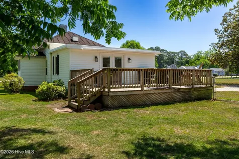 3405 Oaks Road New Bern NC 28560