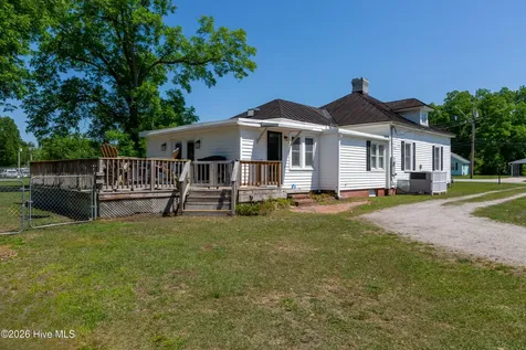 3405 Oaks Road New Bern NC 28560