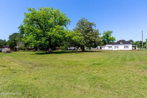 3405 Oaks Road New Bern NC 28560