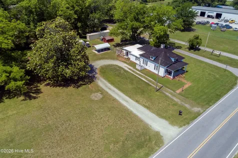 3405 Oaks Road New Bern NC 28560