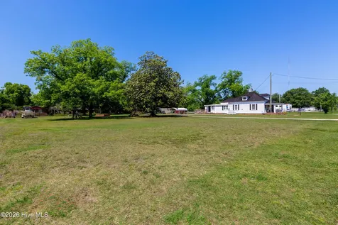 3405 Oaks Road New Bern NC 28560