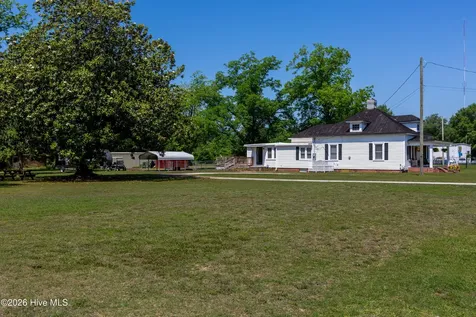 3405 Oaks Road New Bern NC 28560