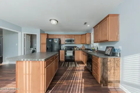 218 Deer Haven Drive Richlands NC 28574