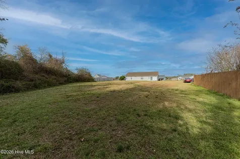 218 Deer Haven Drive Richlands NC 28574