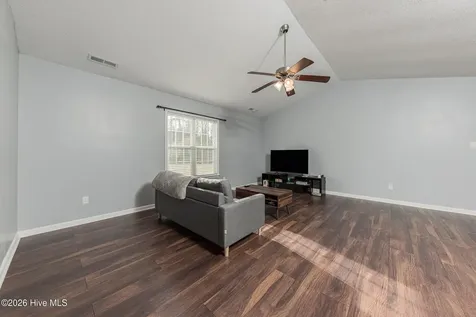 218 Deer Haven Drive Richlands NC 28574