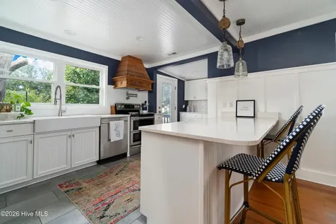 1205 Evans Street Morehead City NC 28557