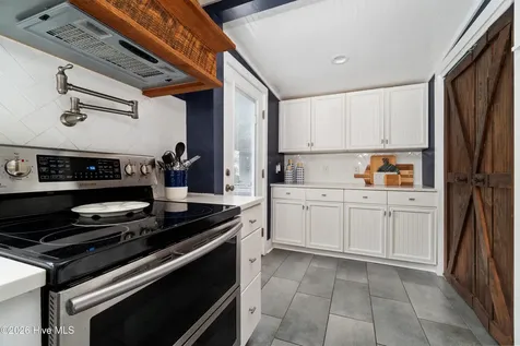 1205 Evans Street Morehead City NC 28557