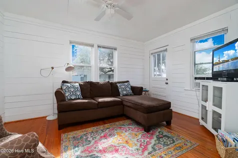 1205 Evans Street Morehead City NC 28557