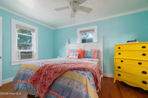 1205 Evans Street Morehead City NC 28557