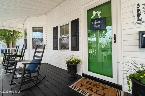 1205 Evans Street Morehead City NC 28557