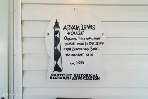 1205 Evans Street Morehead City NC 28557