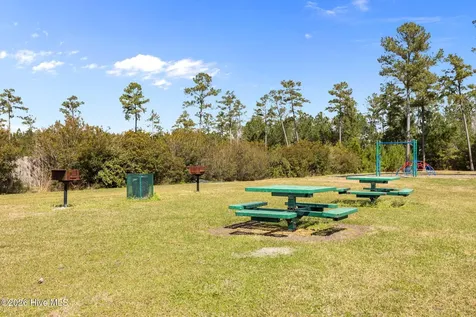 823 Cooke Drive Hubert NC 28539