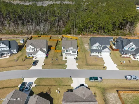 823 Cooke Drive Hubert NC 28539