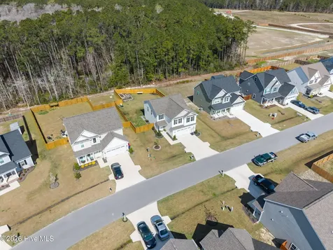 823 Cooke Drive Hubert NC 28539