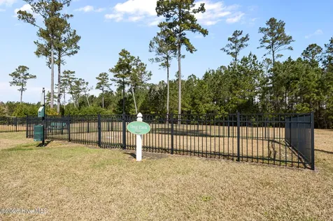 823 Cooke Drive Hubert NC 28539
