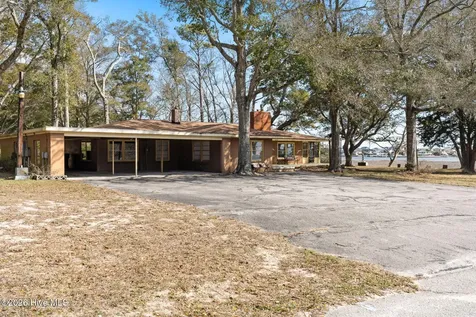 101 Causeway Drive Ocean Isle Beach NC 28469