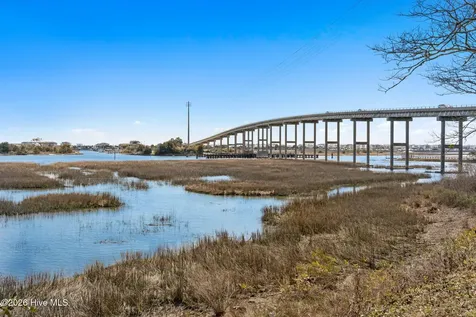 101 Causeway Drive Ocean Isle Beach NC 28469