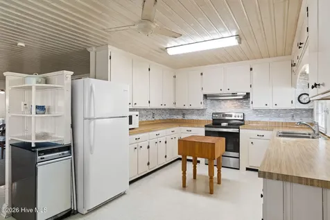 101 Causeway Drive Ocean Isle Beach NC 28469
