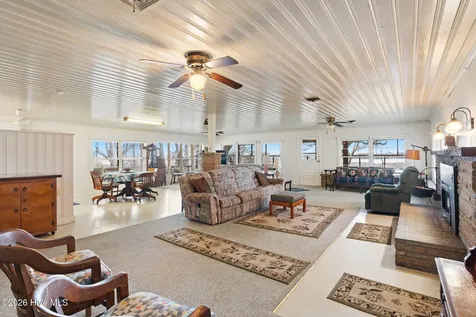 101 Causeway Drive Ocean Isle Beach NC 28469