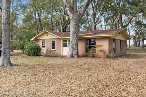 101 Causeway Drive Ocean Isle Beach NC 28469