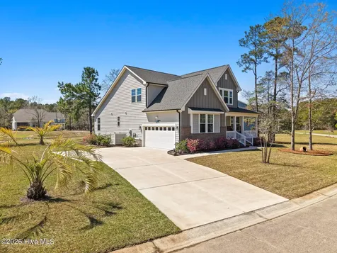 759 Hollybriar Loop Road SE Bolivia NC 28422