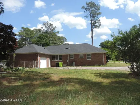 209 Shoreline Drive New Bern NC 28562