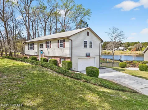 4020 Forest Lake Drive SW Shallotte NC 28470
