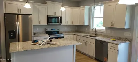 140 Cripple Creek Drive Swansboro NC 28584
