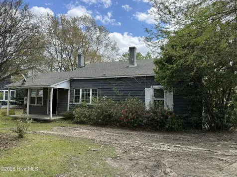 309 E Roseboro Street Roseboro NC 28382