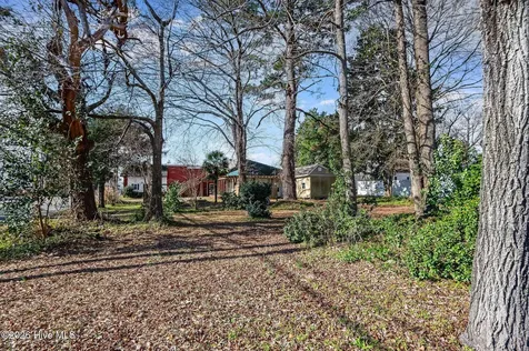 201 N Wilmington Street Richlands NC 28574