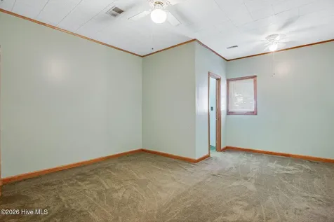 201 N Wilmington Street Richlands NC 28574