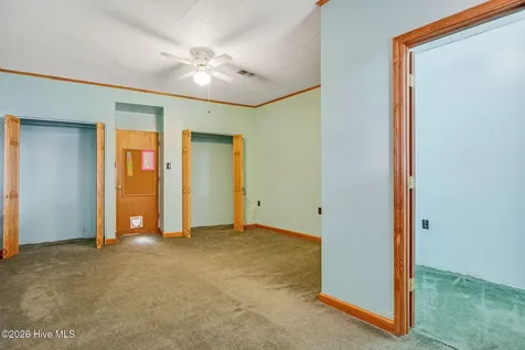 201 N Wilmington Street Richlands NC 28574